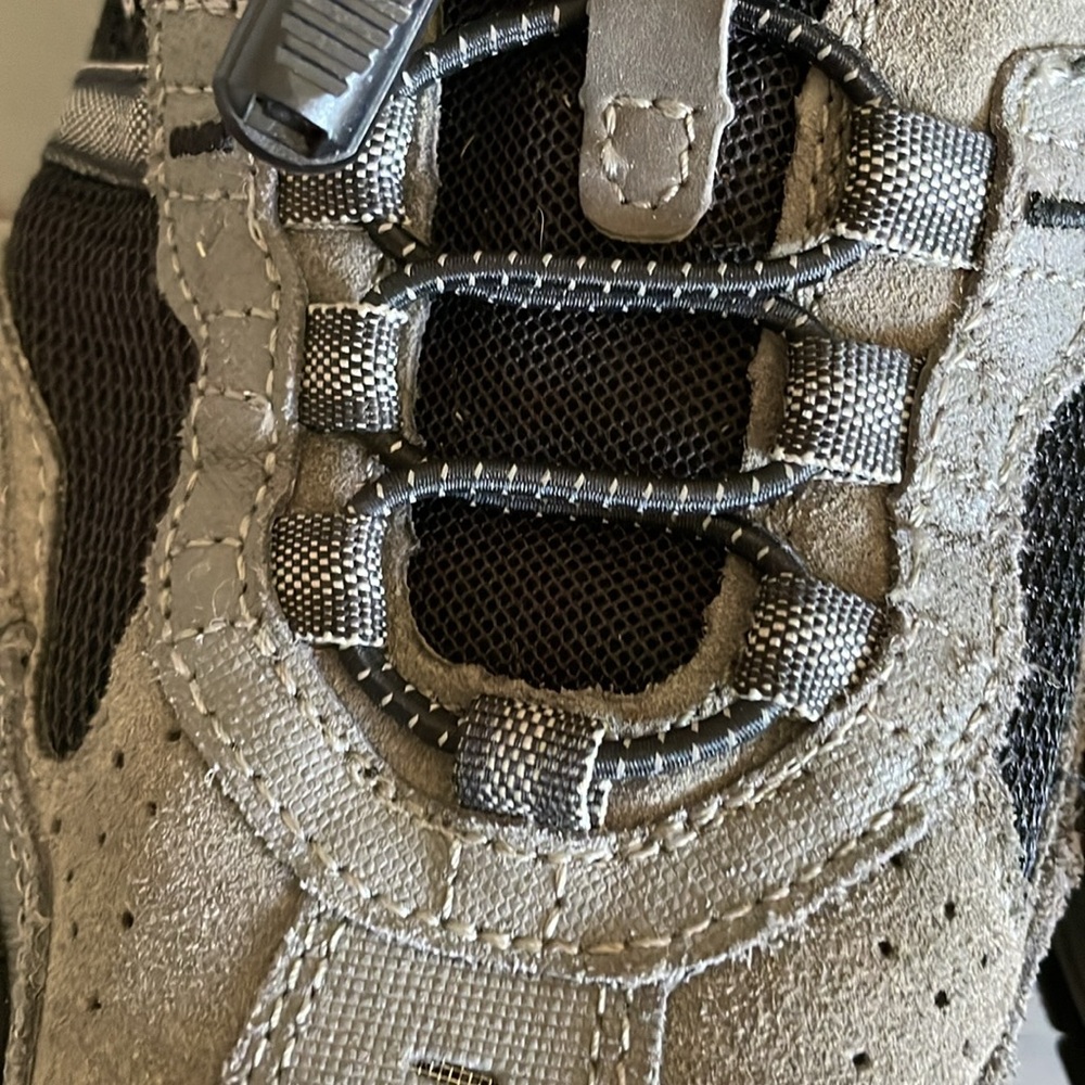 Skechers Sport Men Memory Foam Sneaker. Grey/Black - Picture 9 of 9